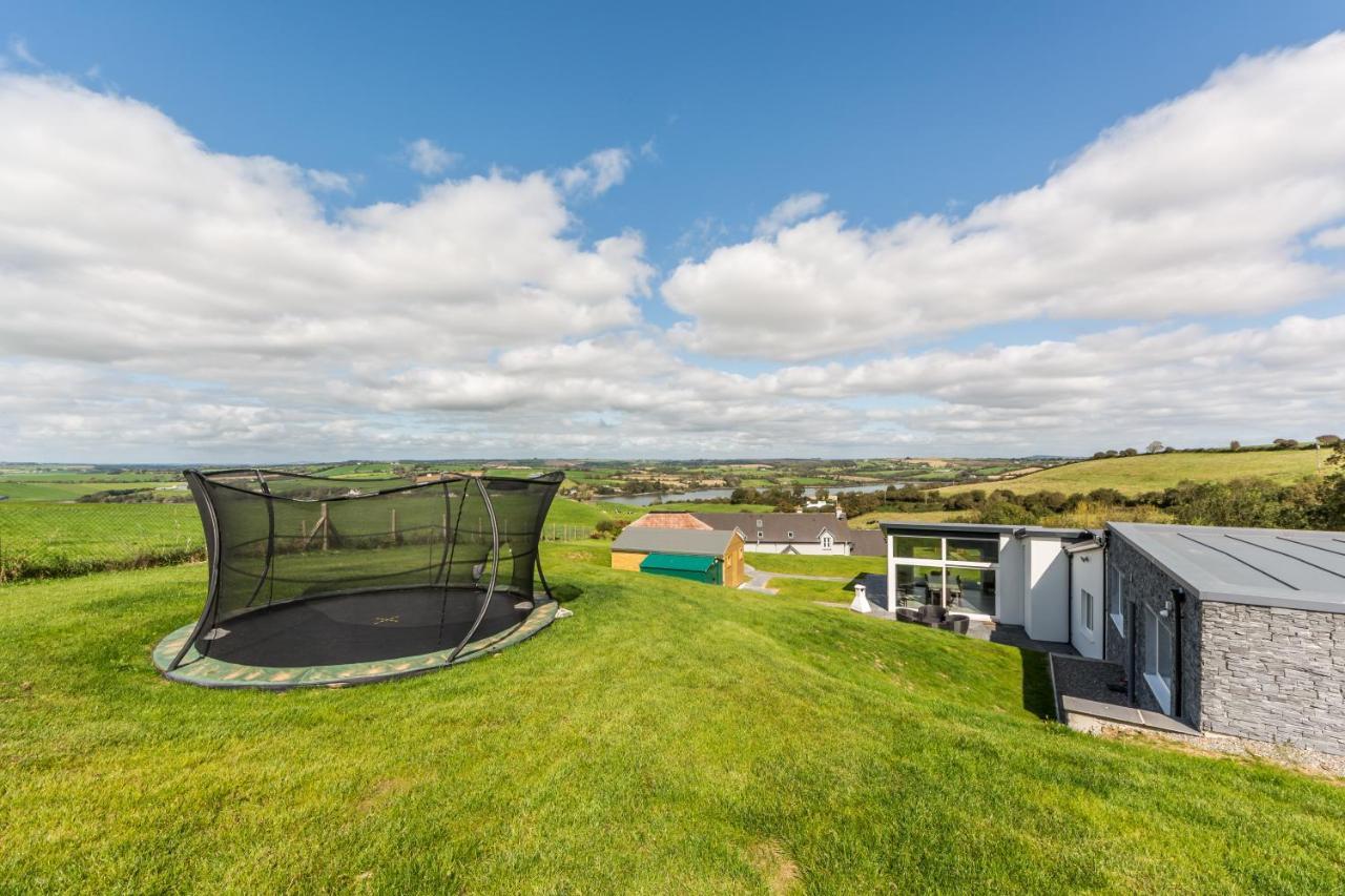 River Views,Kinsale, Hosted By Exquisite Holiday Homes, Sleeps 26 Корк Экстерьер фото