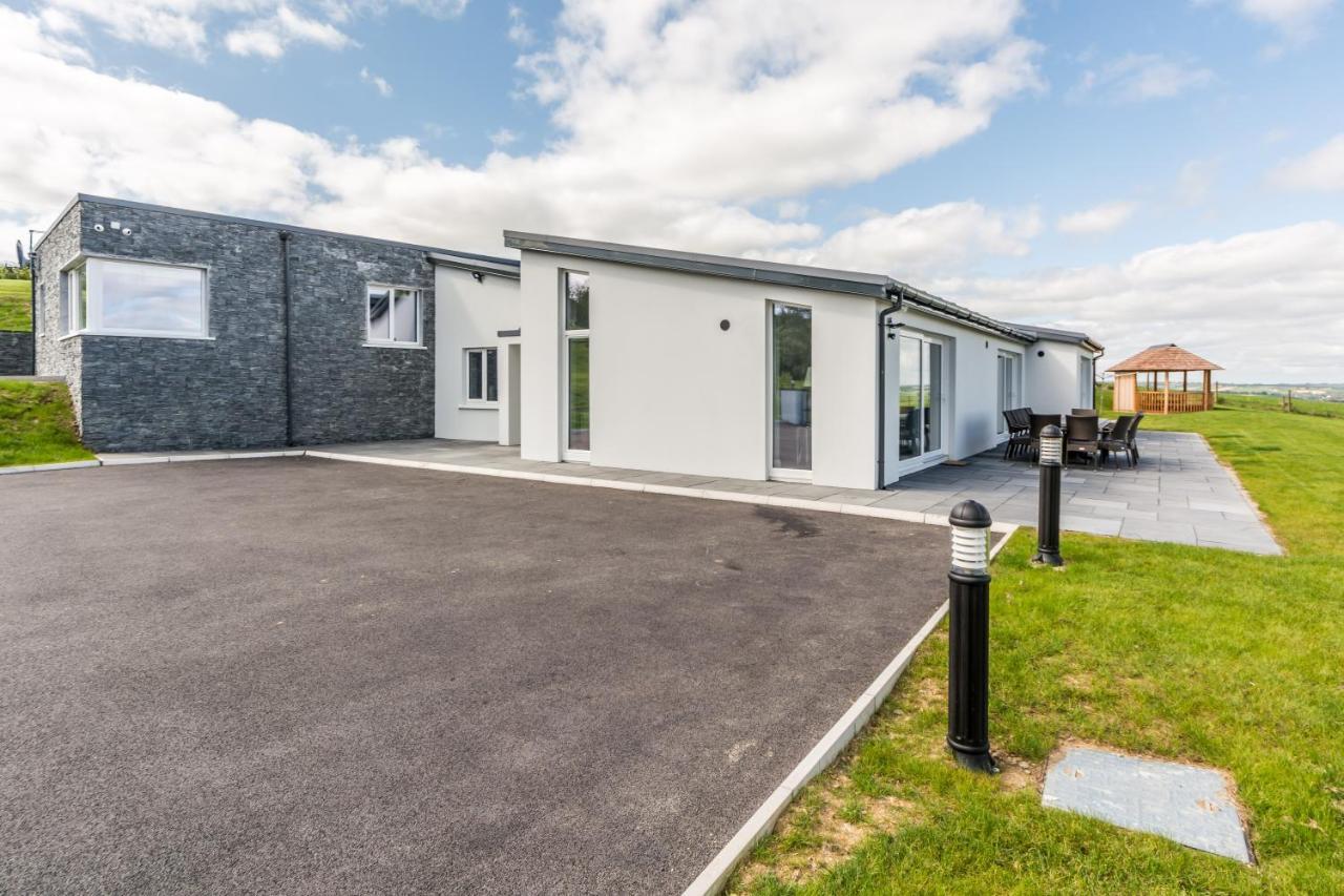 River Views,Kinsale, Hosted By Exquisite Holiday Homes, Sleeps 26 Корк Экстерьер фото