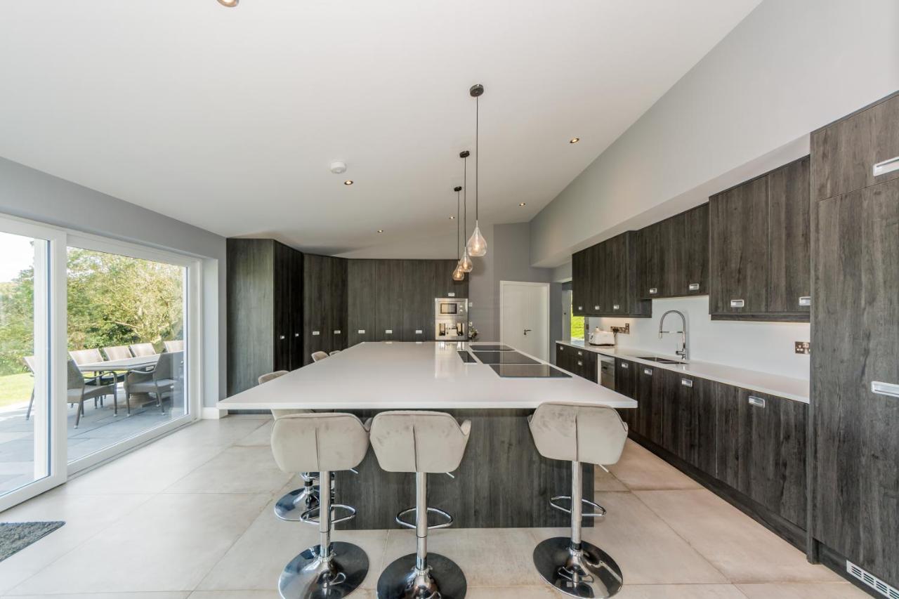 River Views,Kinsale, Hosted By Exquisite Holiday Homes, Sleeps 26 Корк Экстерьер фото