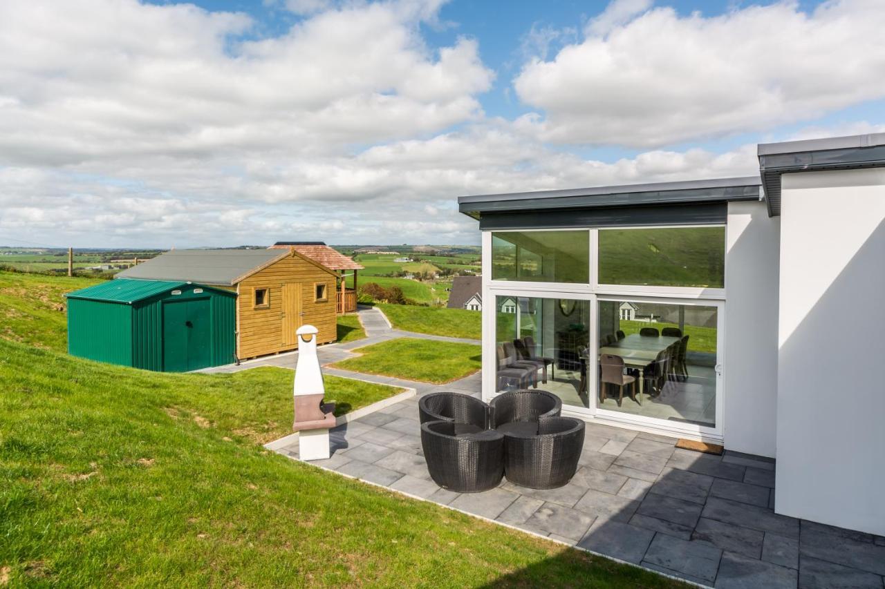 River Views,Kinsale, Hosted By Exquisite Holiday Homes, Sleeps 26 Корк Экстерьер фото